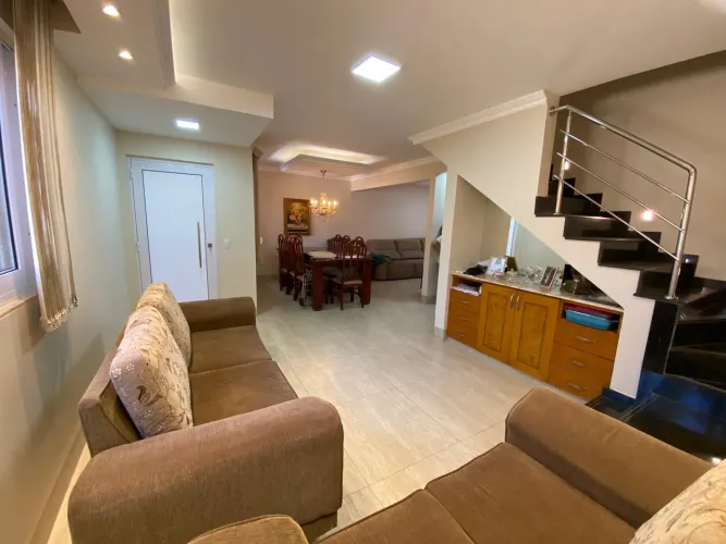Casa no Condominio Village Bellatrix