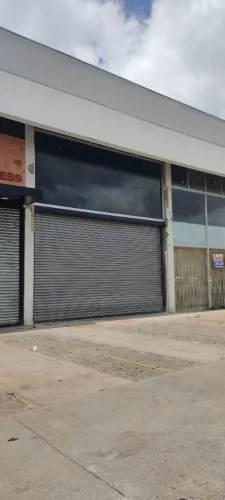Porta em aço automática para comércio, garagem e casa