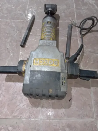 Martelo Demolidor Bosch GSH 27VC (30kg) - ORIGINAL encaixe Hexagonal 28mm 220V