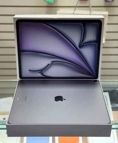 Ipad air 13 polegadas m2 128gb LOJA FÍSICA bateria 98%, caixa e carregador ( 128 gb )