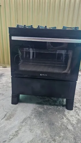 Vende-se Fogão