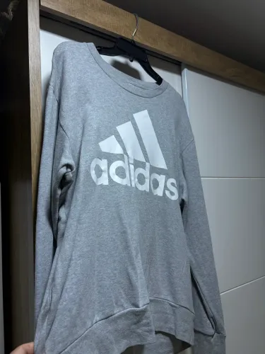 Nike adidas g
