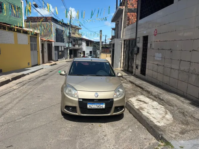 Renault Sandero Expression Hi-flex 1.0 16V 5P 2012