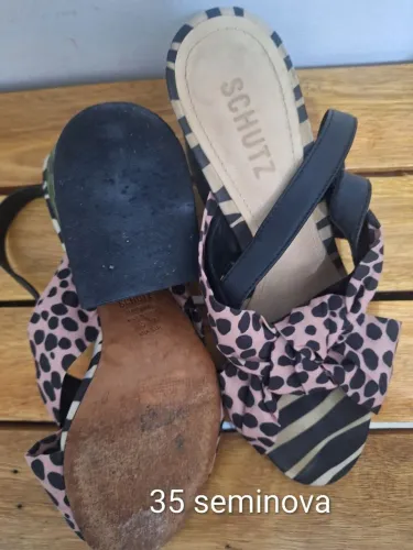 Sapatos  shutz novos e siminovos