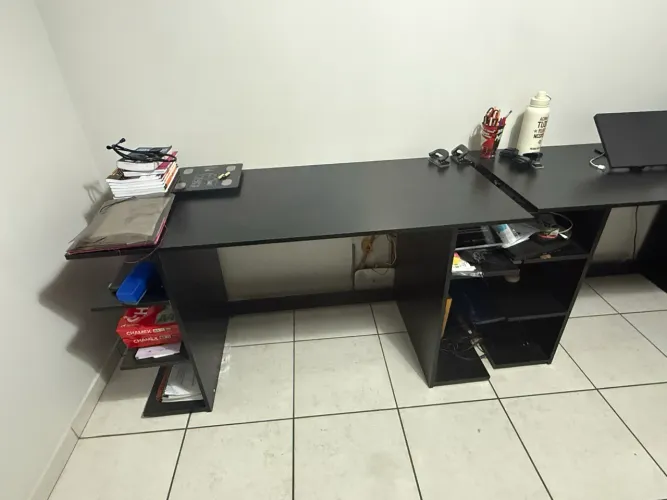 MESA DE COMPUTADOR (100,00 cada)