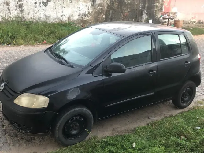 Volkswagen Fox Plus 1.0mi/ 1.0mi Total Flex 8V 4P 2006