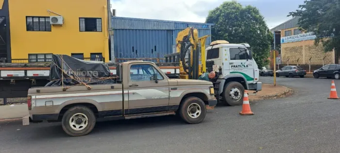 FRETES E TRANSPORTES COM CAMINHONETE ? ARARAQUARA E REGIÃO