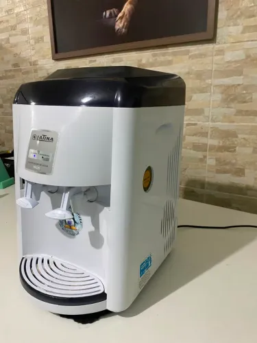 Bebedouro purificador