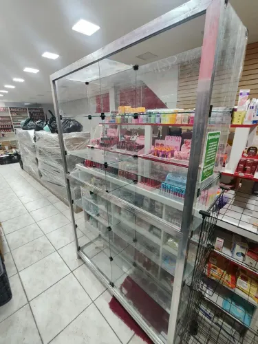 Armário vidro