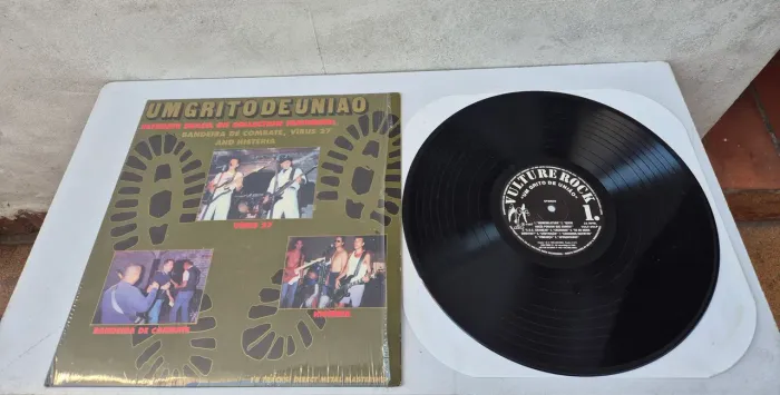 LP Um Grito de União - Ultimate Brazil Oi! Collection