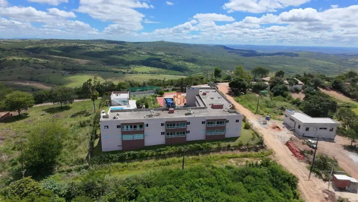 GRAVATÁ - SERRA DO MAROTO : Excelente Oportunidade, Flat com 2 SUÍTES, recém entregue pela