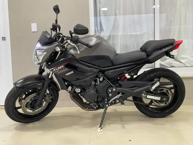 Yamaha XJ6 2019 Pouco rodada conservada
