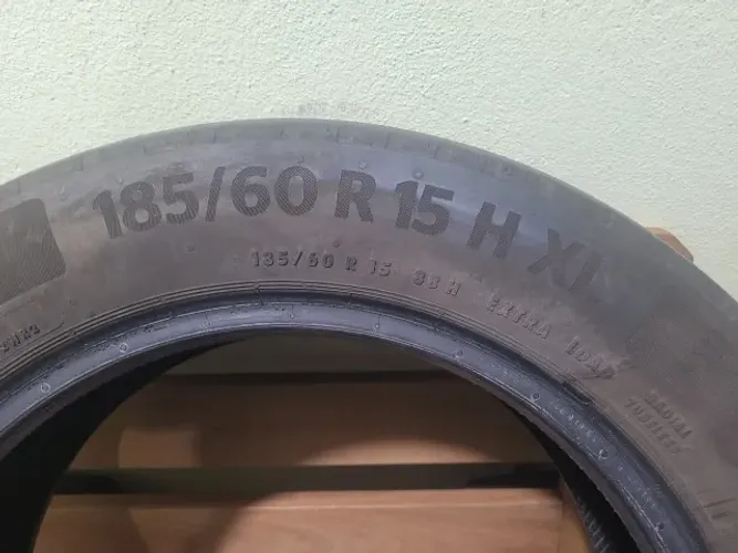 PAR DE PNEUS USADOS CONTINENTAL 185/60 ARO 15