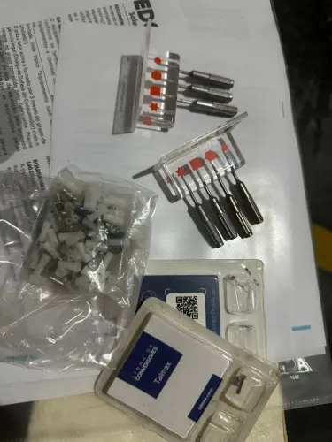 Prótese dentária vários produtos 