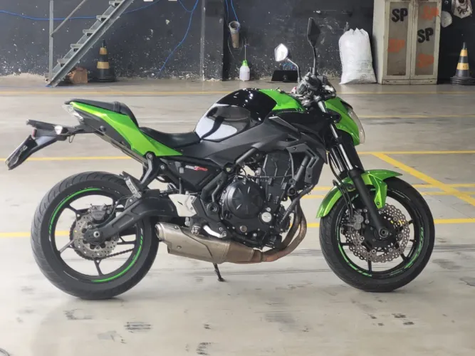 Ninja 650 - frente Er6-n