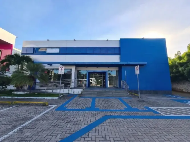Prédio Comercial para Locação na Av. Ayrton Senna  Neópolis | Natal/RN