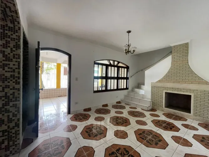 Sobrado com 03 dormitórios para venda ou locação, 200 m² na Vila Tibiriçá - Santo André/SP