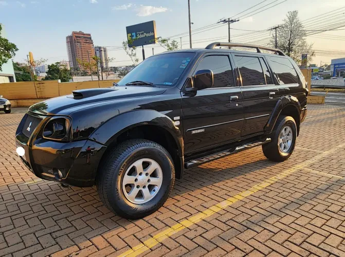 Mitsubishi Pajero Sport HPE 2.5 4X4 Diesel Mec. 2007