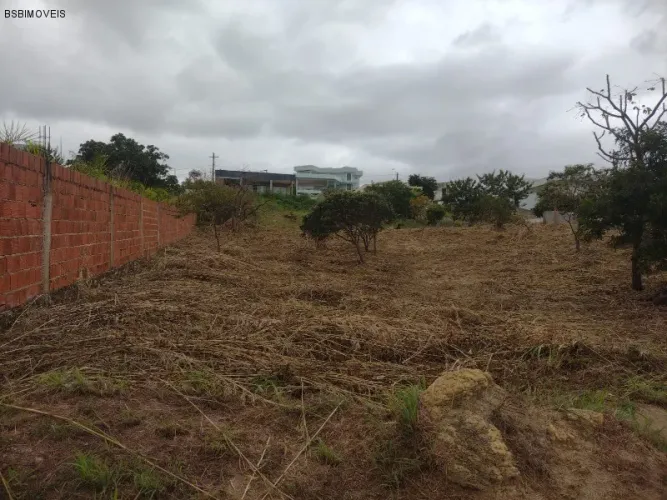 Jardim Botânico , terreno com 1.000m² , escriturado e registrado , cond. ouro vermelho II