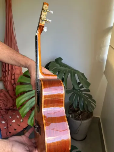 Cavaquinho Contemporânea Lutheria, raridade, modelo Stillus, n 003, by luthier Carlos