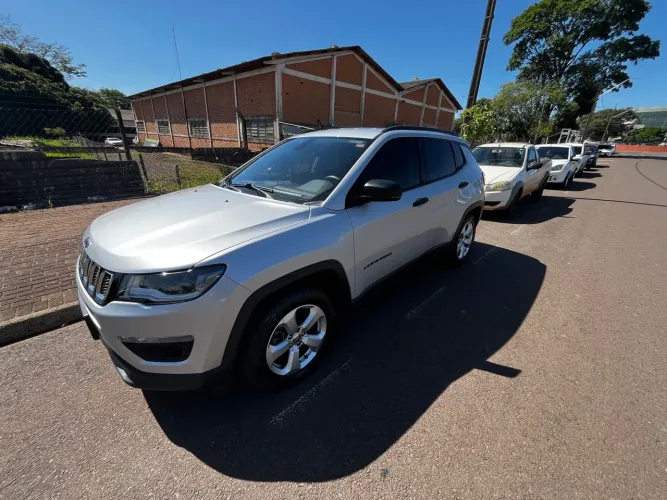 Jeep Compass Sport 2.0 4X2 Flex 16V Aut. 2017