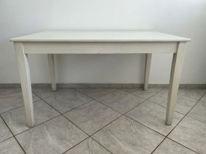 Mesa branca Tok & Stok