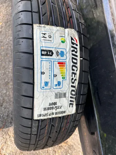 Pneu 225/60R18