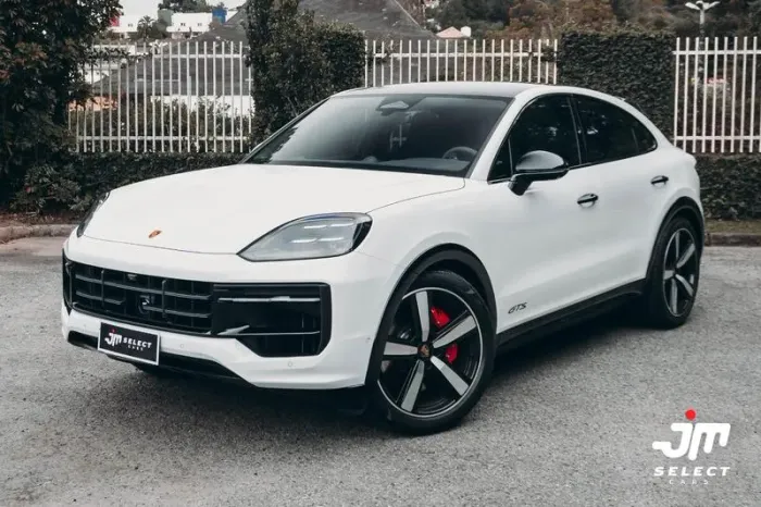 Porsche Cayenne GTS 4.0 500cv 2026