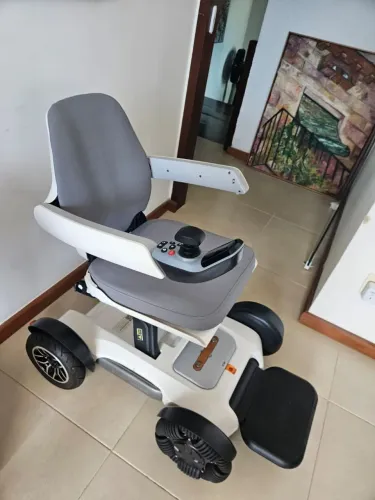 Cadeira de rodas motorizada SPACEMED!