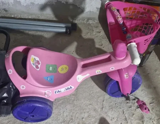 Triciclo infantil