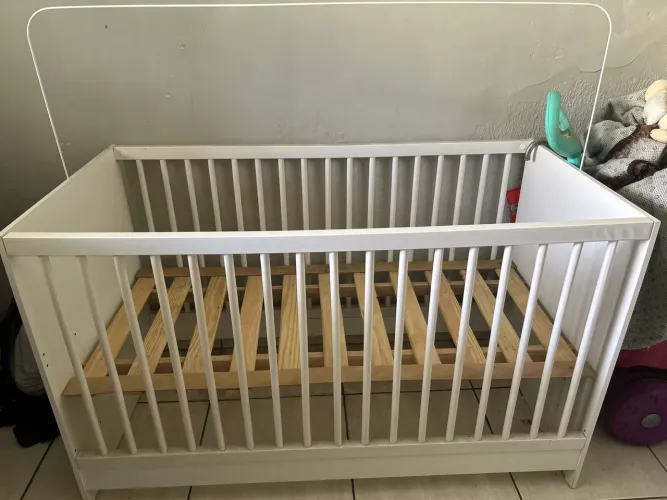 Berço que vira cama para bebê nunca usado