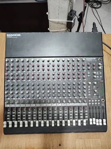 Mesa Mackie 1604 Vzl Funcionando 100%!!