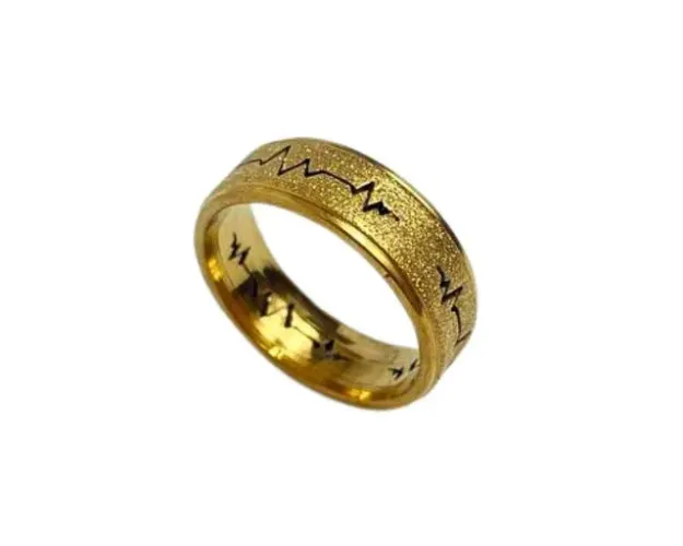 Aliança Dourada Diamantada Com Símbolo Batimentos Do Coração