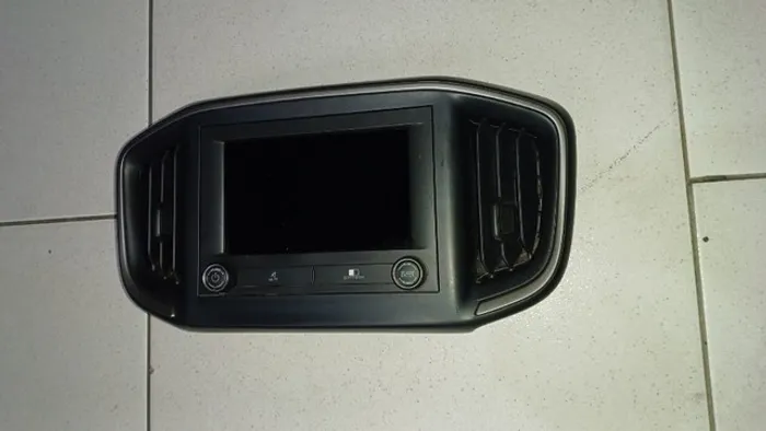 Central Multimidia Fiat Strada