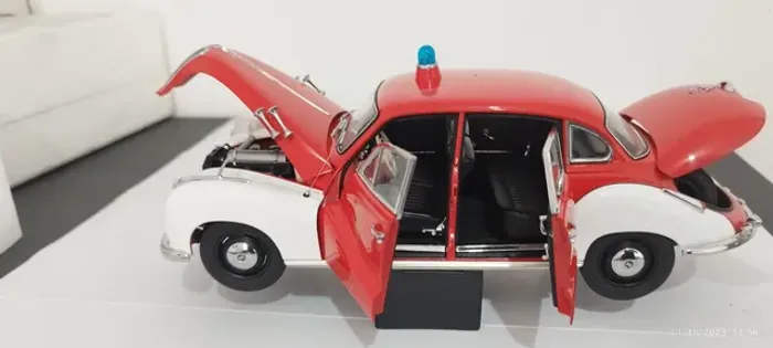 Miniatura BMW bombeiro