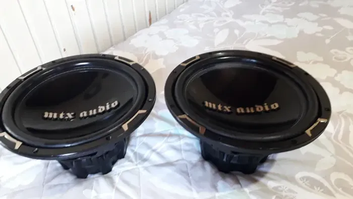 Par de sub woofer mtx TR5512-44 400Watts rms 4ohms novinho. 