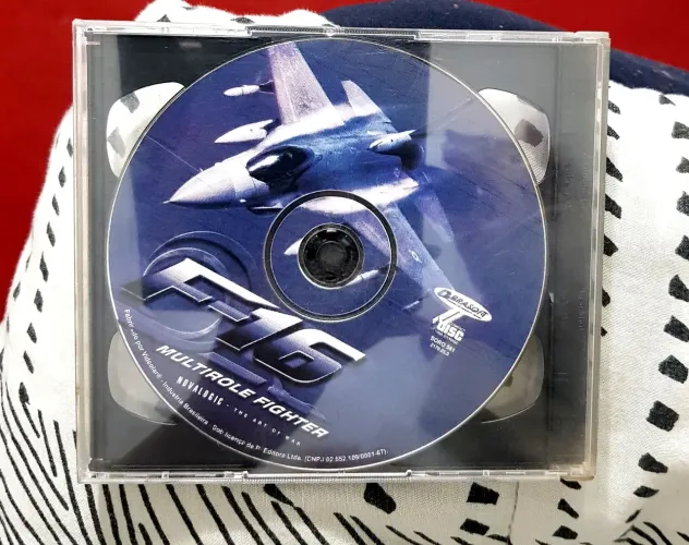 PC 2 JOGOS MIG-29  + F-16 Simuladores de Voo MULTIROLER FIGHTER  com guia