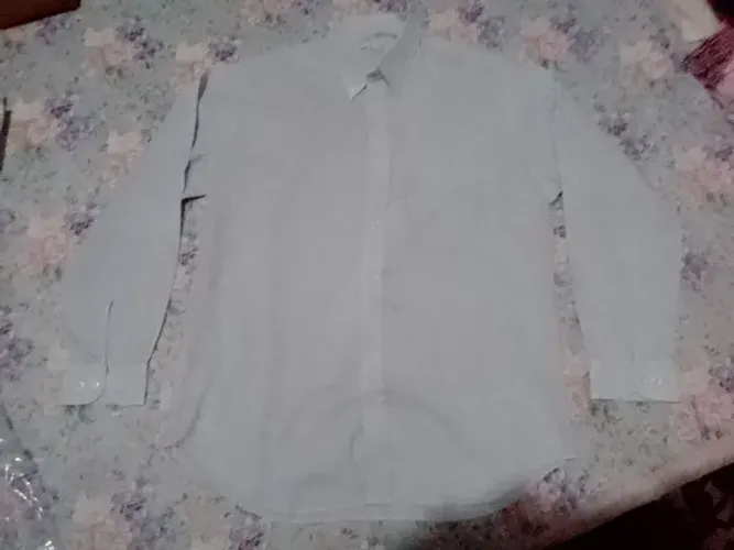 3 CAMISAS DE BOTÃO N°4/42. MASC.(EMPÓRIO COLOMBO).