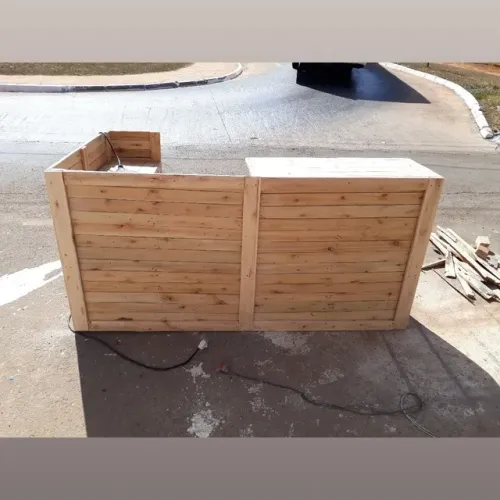 Balcão de paletes ( fabricamos somente por encomenda) 