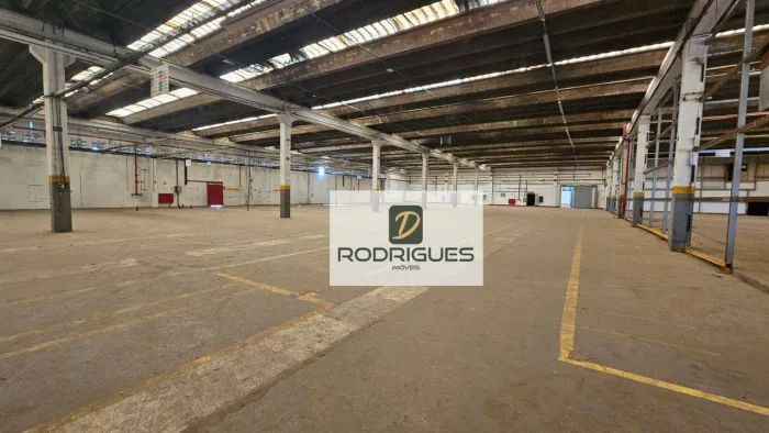 Galpão para alugar, 6133 m² por R$ 130.000,00/mês - Eldorado - Diadema/SP