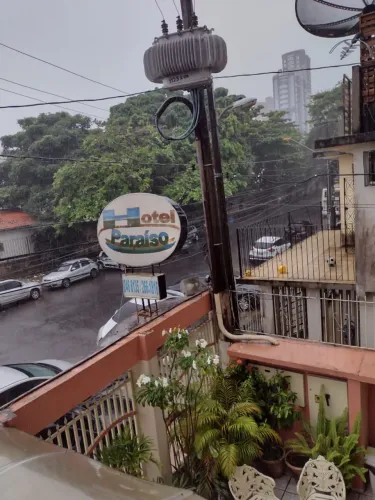 Vende-se excelente hotel na Trav. Timbo (porteira fechada)