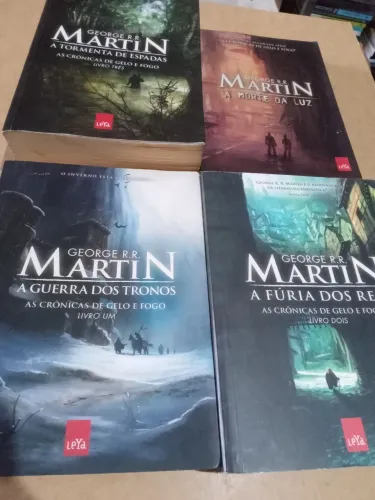 As Crônicas de Gelo e Fogo 3 volumes e a morte da luz