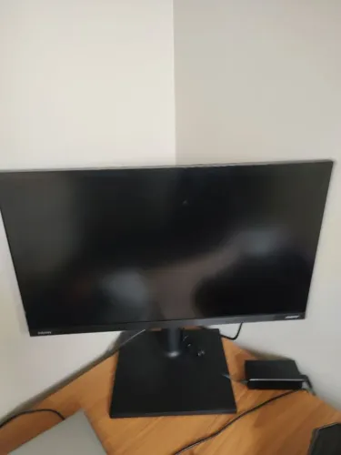 Monitor Gamer Samsung Odyssey G30 24" - 144Hz, 1ms, VA - Base Ergonômica PIVOT