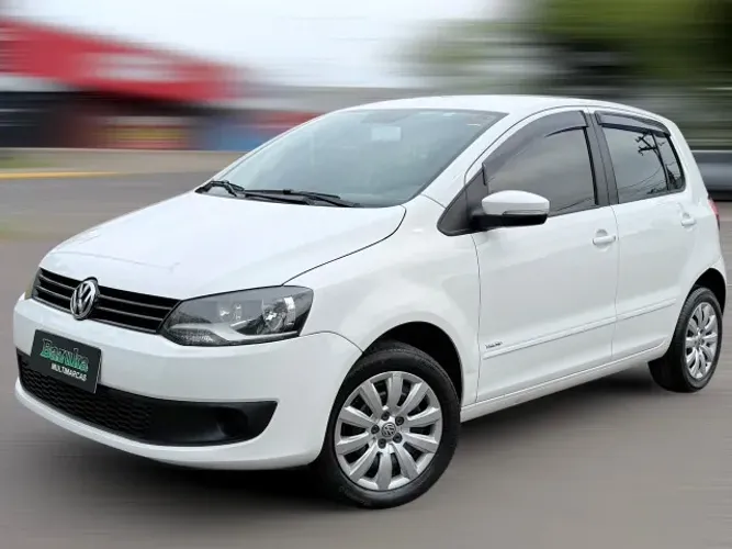 Volkswagen Fox 1.0 MI Total Flex 8V 5P 2014