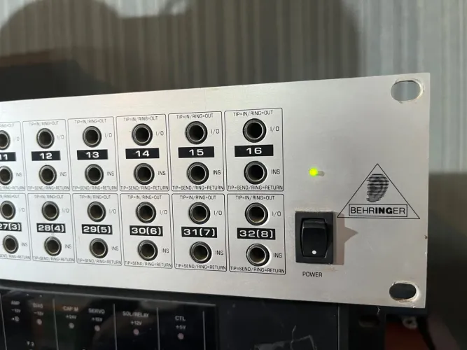 Behringer Cybermix Cm8000 Sistema de Automação de Mixagem