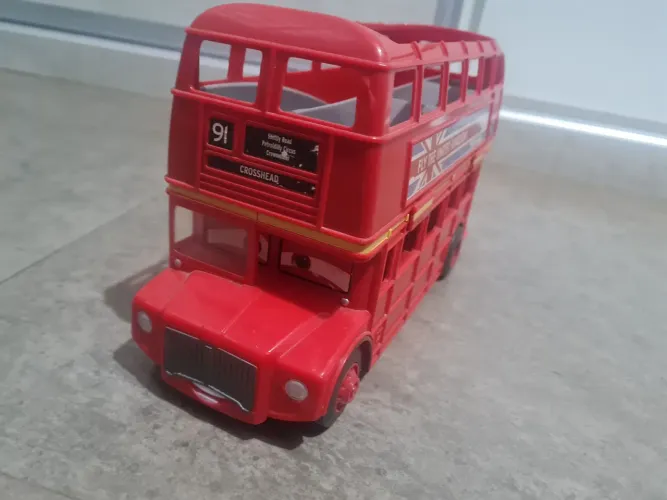 Ônibus de brinquedo Vermelho - Carros 3