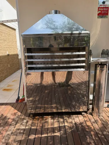 Churrasqueira para espetinhos