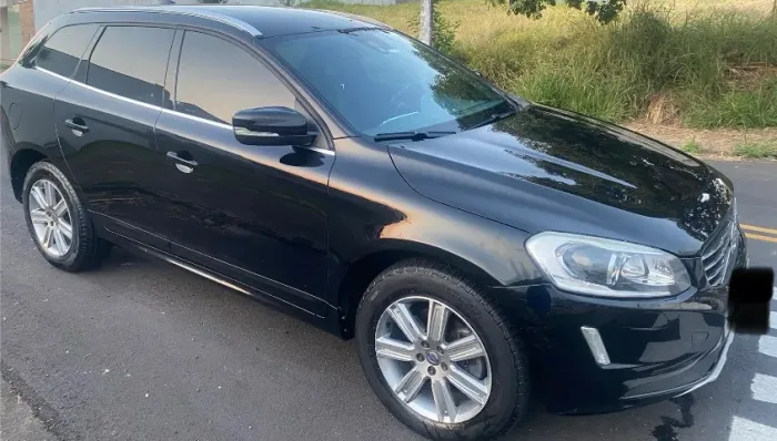 Volvo XC 60 D-5 Kinetic 2.4 AWD Diesel 5P 2017