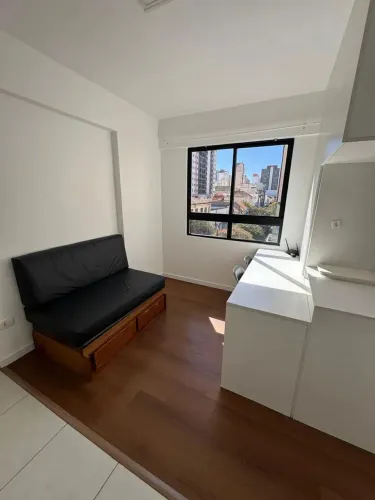 Excelente Studio Mobiliado,  em Centro - Curitiba - PR