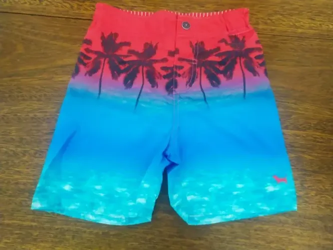 Bermuda Azul e Vermelha da 1+1